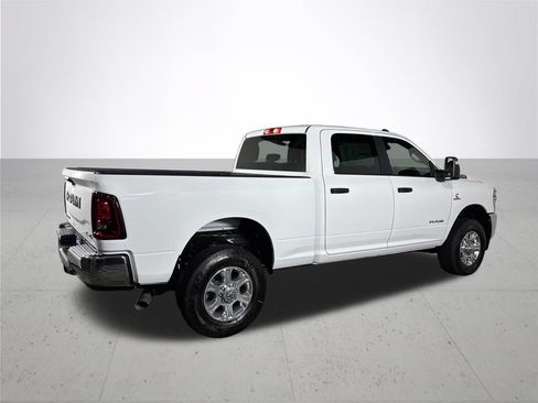 New 2026 RAM 2500 Big Horn AWD/4WD image 6