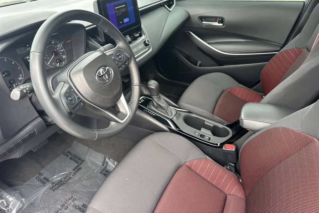 Used 2024 Toyota Corolla SE w/ SE Premium Package FWD image 10