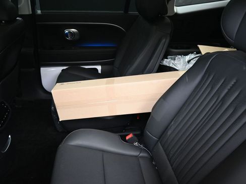 Used 2026 Hyundai Ioniq 9 Calligraphy image 21