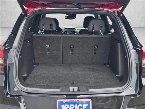 Used 2021 Chevrolet TrailBlazer RS w/ Sun and Liftgate Package image 13