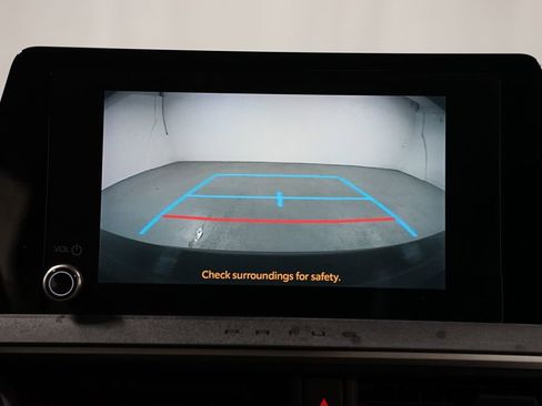 Used 2023 Toyota Prius LE FWD image 17