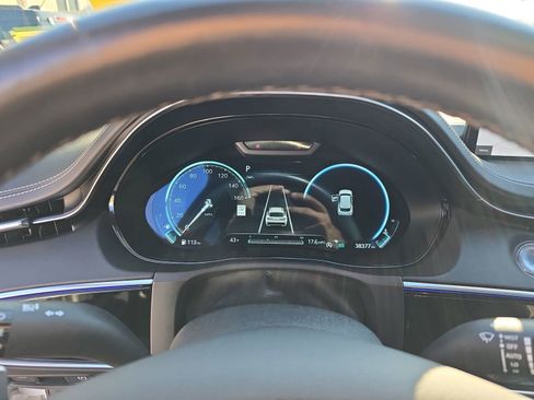 Used 2022 Genesis GV70 3.5T Sport w/ Sport Prestige Package image 21