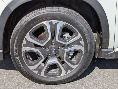 Used 2023 Subaru Ascent Touring AWD/4WD image 10
