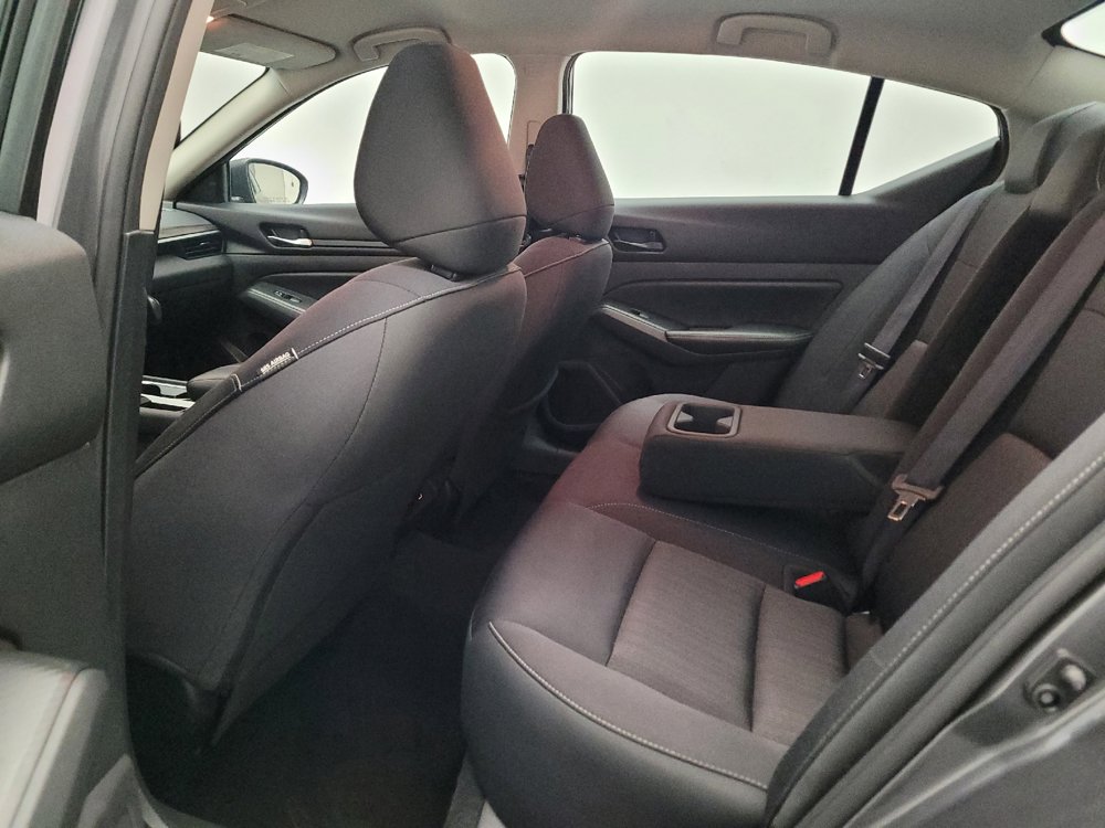 Used 2024 Nissan Altima 2.5 SV FWD image 18