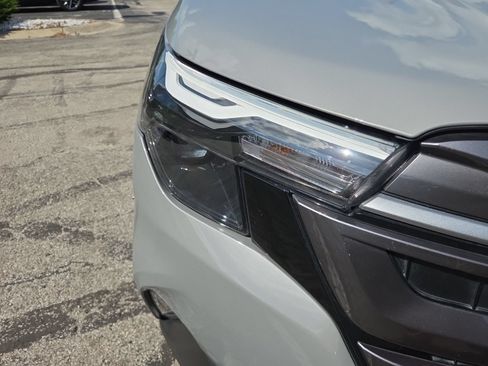 Certified 2025 Subaru Forester Premium AWD/4WD image 5