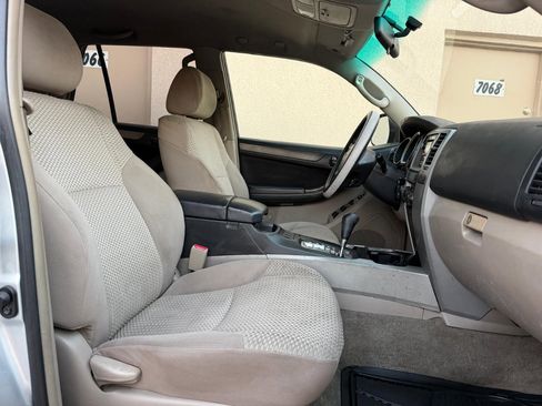 Used 2007 Toyota 4Runner SR5 image 19