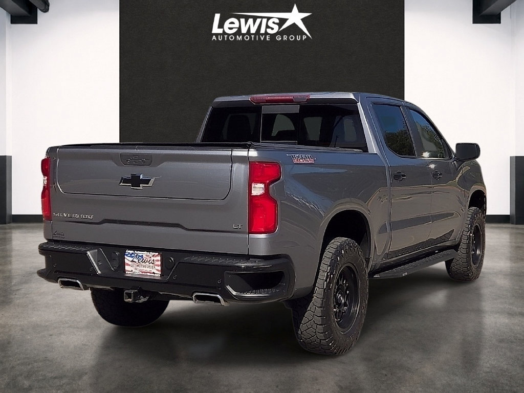 Used 2022 Chevrolet Silverado 1500 LT Trail Boss w/ LT Trail Boss Premium Package AWD/4WD image 4