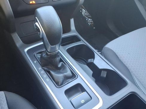 Used 2018 Ford Escape SE image 29