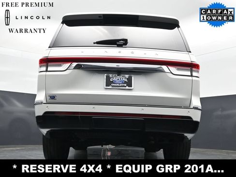 Used 2022 Lincoln Navigator Reserve AWD/4WD image 32