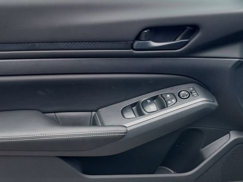New 2026 Nissan Altima 2.5 SV w/ SV Premium Package FWD image 12