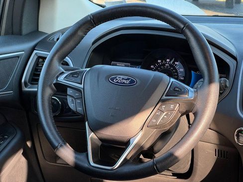 Used 2024 Ford Edge SEL AWD/4WD image 12