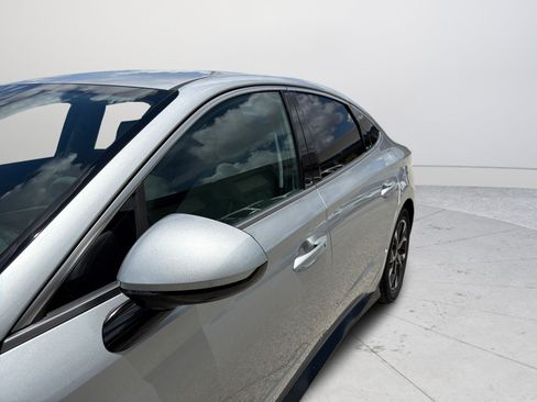 Used 2024 Hyundai Sonata SEL FWD image 12
