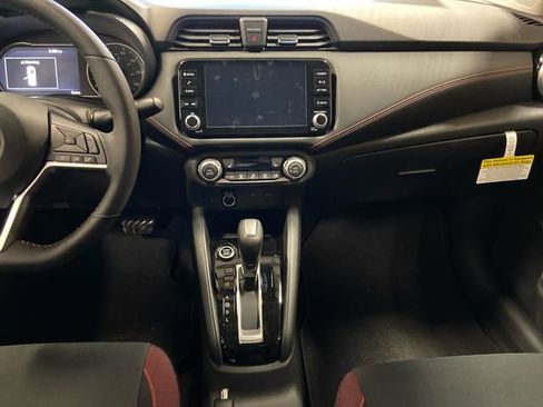 New 2025 Nissan Versa SR w/ Trunk Package image 12