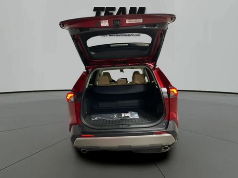 Used 2025 Toyota RAV4 Limited image 6