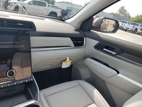 New 2026 GMC Terrain Denali AWD/4WD image 15