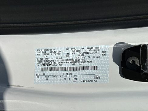 New 2025 Ford F250 XLT image 36