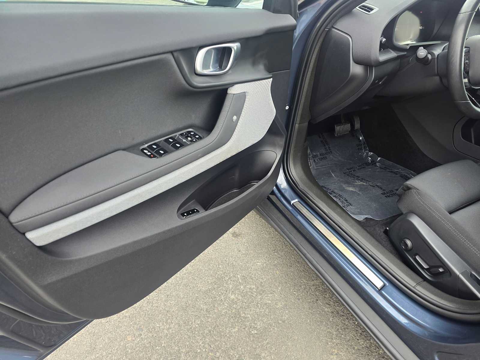 Used 2024 Polestar Polestar 2 AWD/4WD image 23