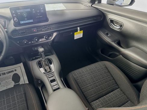Certified 2026 Honda HR-V Sport image 27