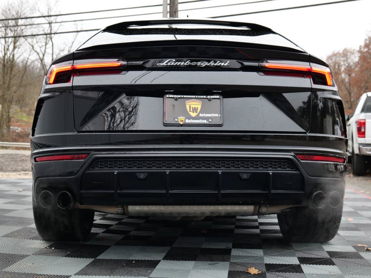 Used 2021 Lamborghini Urus AWD/4WD image 71