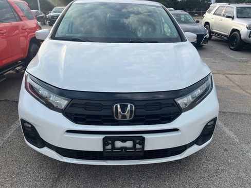 Used 2025 Honda Odyssey EX-L image 2