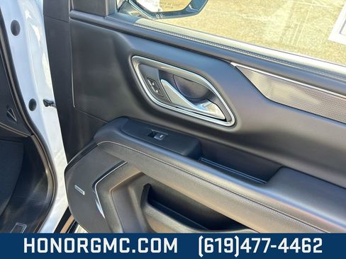 Used 2023 GMC Yukon AT4 w/ Technology Package image 27