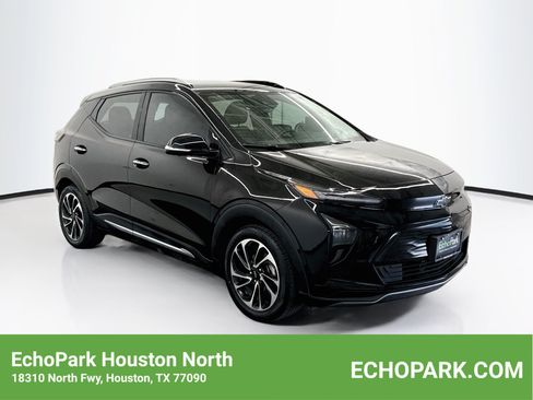 Used 2023 Chevrolet Bolt EUV Premier FWD image 1