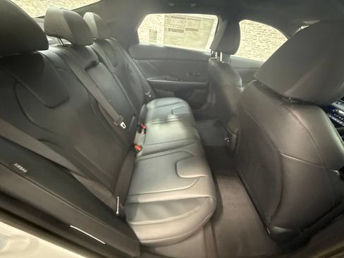 New 2026 Hyundai Elantra SEL Sport FWD image 12