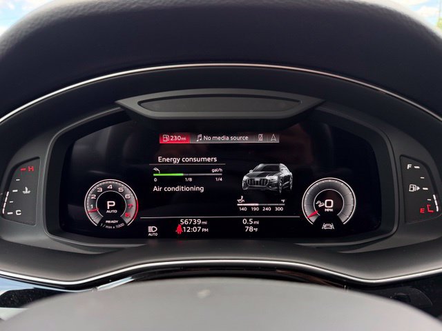 Used 2023 Audi Q8 Premium AWD/4WD image 19