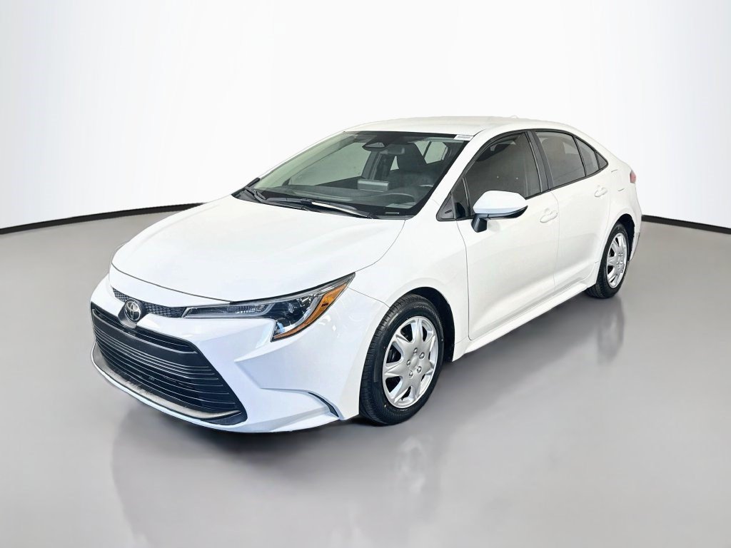 Used 2024 Toyota Corolla LE FWD image 4