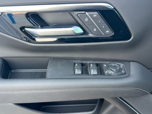 New 2026 Chevrolet Tahoe Premier AWD/4WD image 8