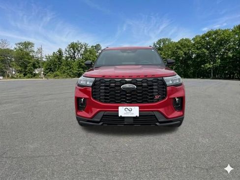 Used 2025 Ford Explorer ST w/ Sun And Sound Package AWD/4WD image 3