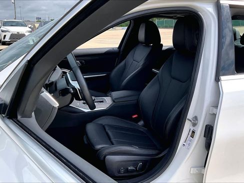 Used 2025 BMW 330i Sedan image 7