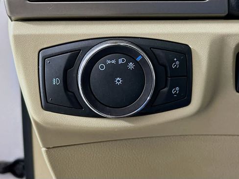 Used 2014 Ford Fusion SE w/ Equipment Group 502A image 27