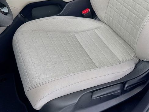 New 2026 Honda HR-V LX image 27