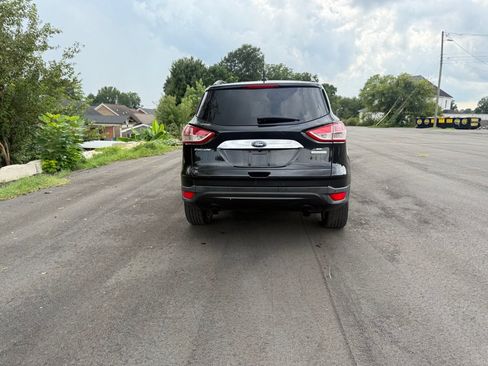 Used 2014 Ford Escape SE w/ SE Chrome Package FWD image 17