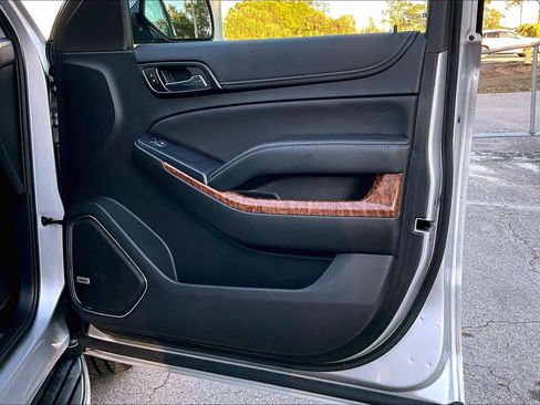 Used 2018 Chevrolet Tahoe Premier image 26
