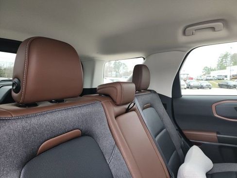 Used 2021 Ford Bronco Sport Outer Banks w/ Outer Banks Package image 19