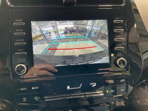 Used 2022 Toyota Prius LE FWD image 14