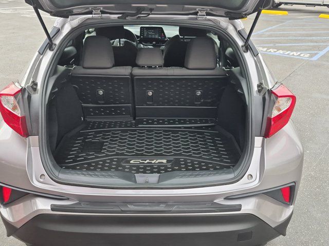 Used 2019 Toyota C-HR LE FWD image 10