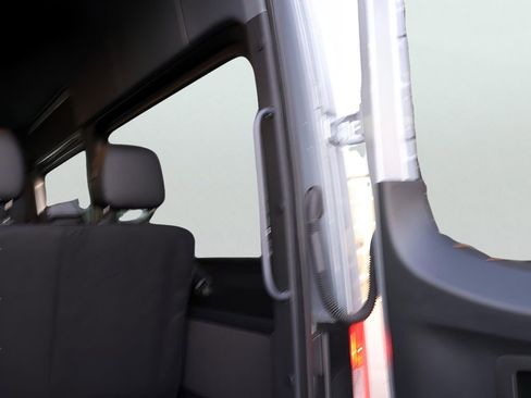 New 2025 Mercedes-Benz Sprinter 2500 image 17