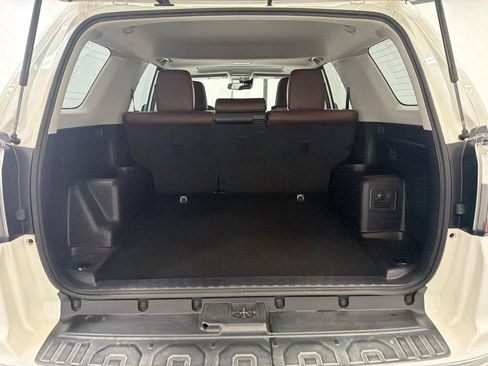 Used 2021 Toyota 4Runner Limited AWD/4WD image 20