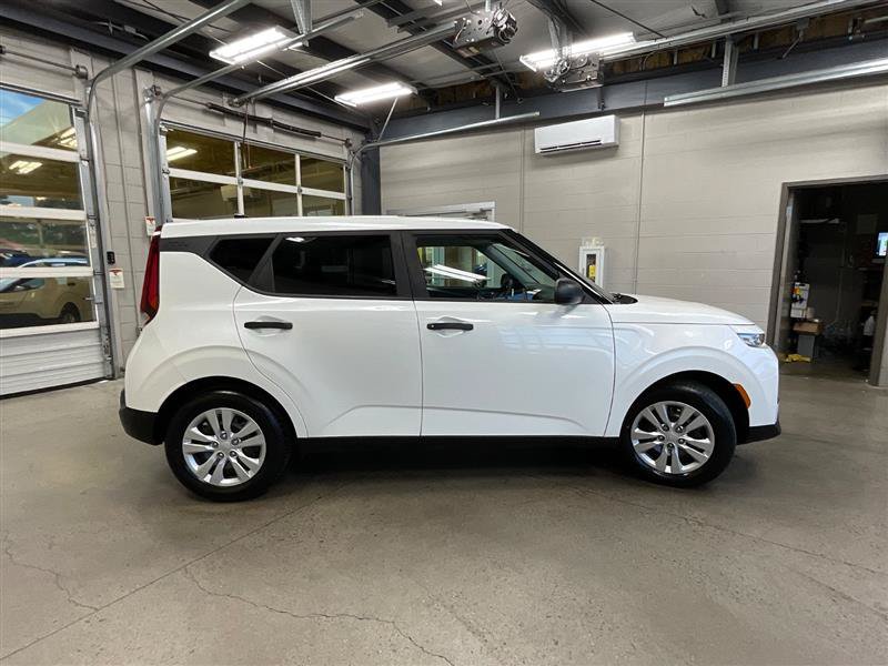 Used 2020 Kia Soul LX FWD image 6