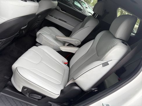 Used 2025 Hyundai Palisade SEL FWD image 43