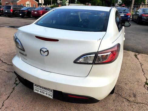 Used 2010 MAZDA MAZDA3 i Touring image 16