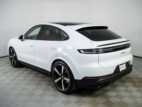 New 2026 Porsche Cayenne Coupe AWD/4WD image 3