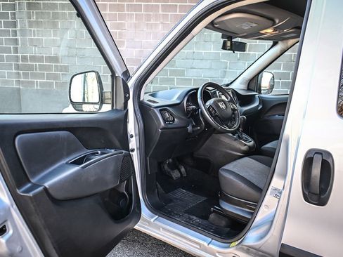 Used 2021 RAM ProMaster City SLT FWD image 7