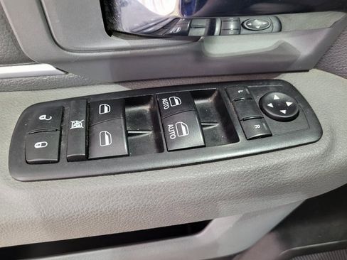 Used 2017 RAM 1500 Outdoorsman image 35