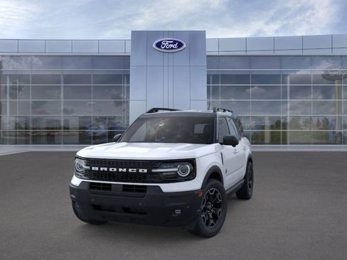 New 2025 Ford Bronco Sport Outer Banks w/ Outer Banks Tech Package+ image 2