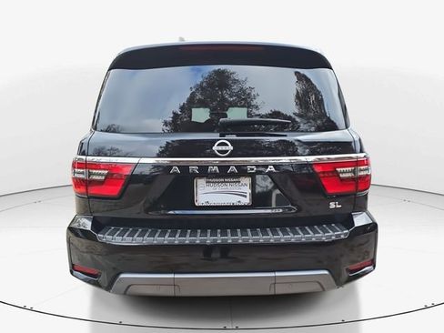 Used 2024 Nissan Armada SL w/ Captain's Chairs Package image 8