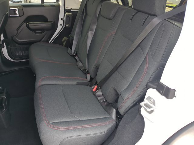 Used 2024 Jeep Wrangler Unlimited Rubicon AWD/4WD image 20